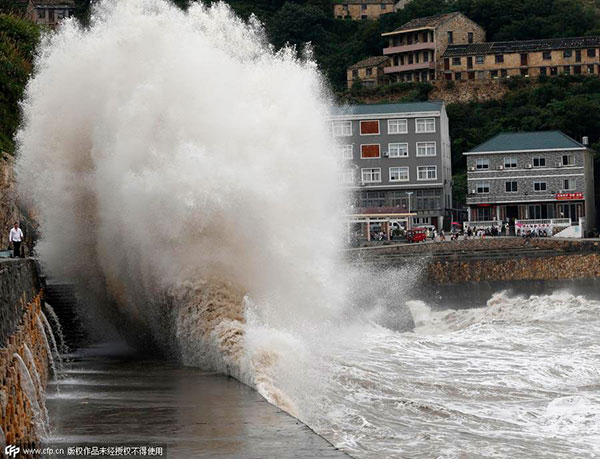 China on highest alert for super typhoon Chan-Hom