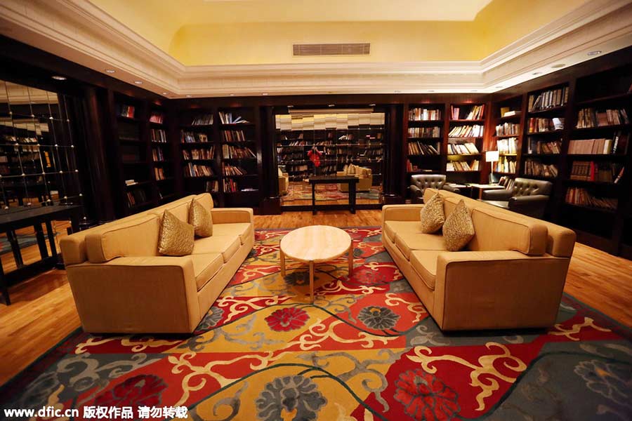 Page-turner in sky: World's highest library in Shanghai