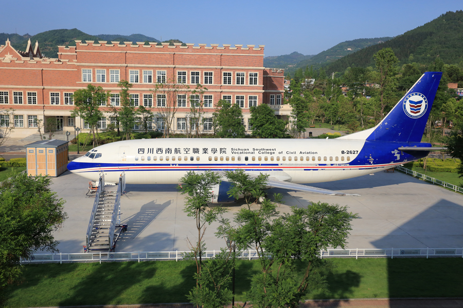 European castle-style campus wows in Southwest China