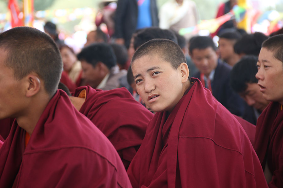 Devotees seek light, wisdom in Tibet