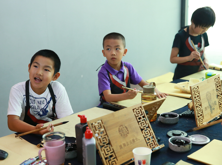 Parents see value in calligraphy