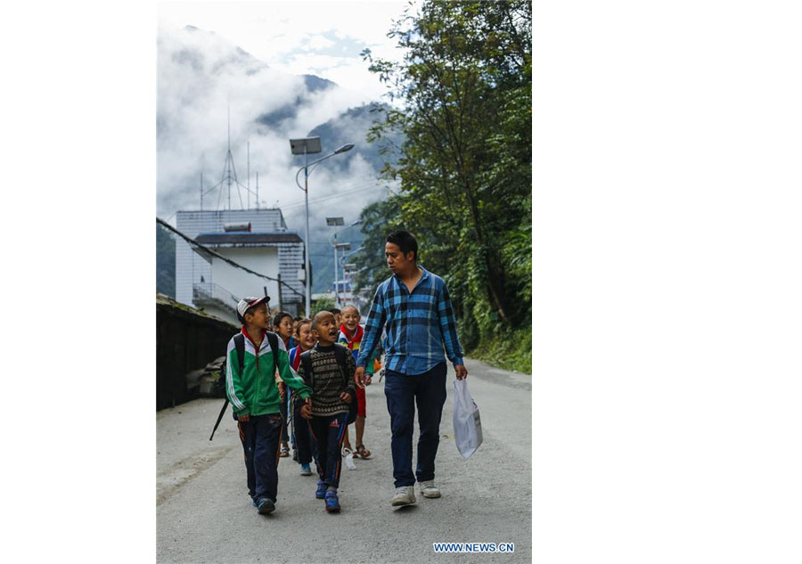 Sang Lei, voluntary teacher in China's Yunnan