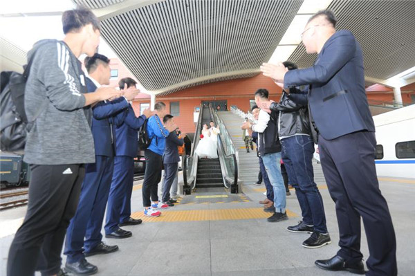 Fairy-tale ride: Couple takes train to wedding