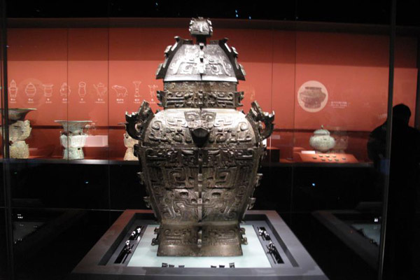 Hunan Provincial Museum reopens after renovation