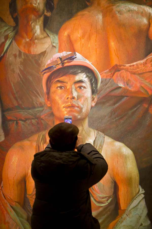 Exhibition depicts China's modern history