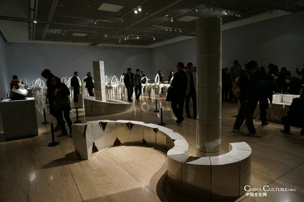 Modern ceramic exhibition on display at National Art Museum of China