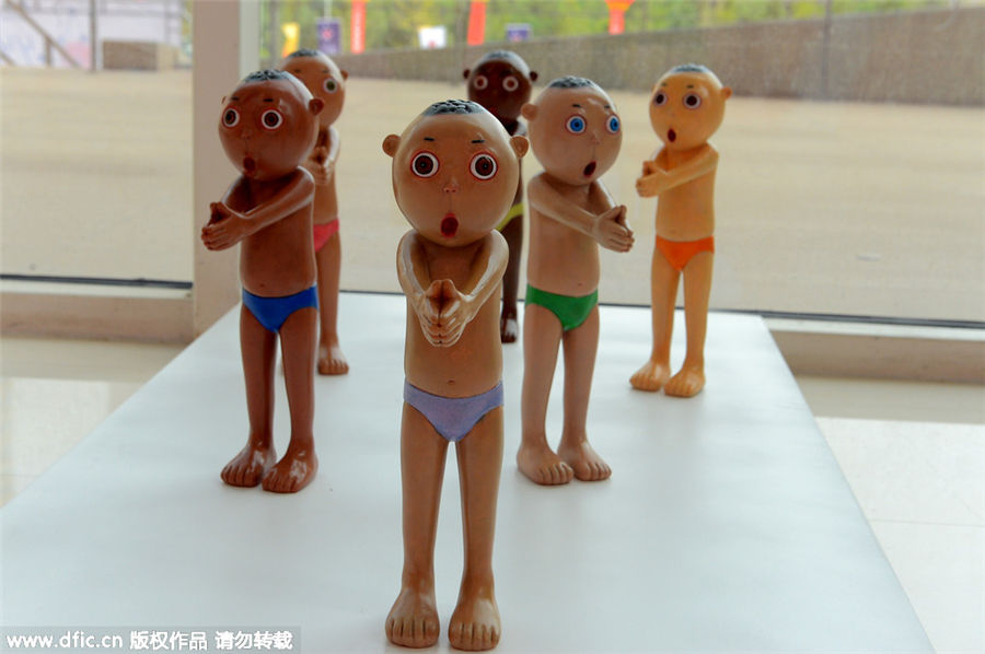 Silk Road city displays sculptures at exhibition