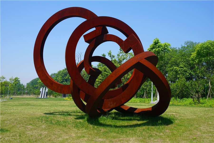 Sculptures at Haining park illustrate tide culture