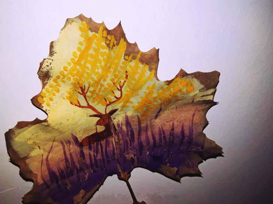 Transforming leaves into artwork