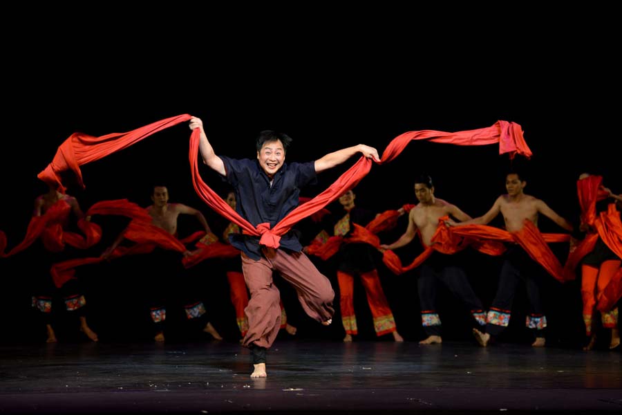 Chinese dance visits Malaysia