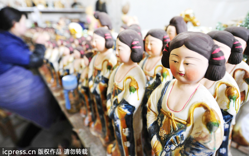 Henan preserves ancient figurine art