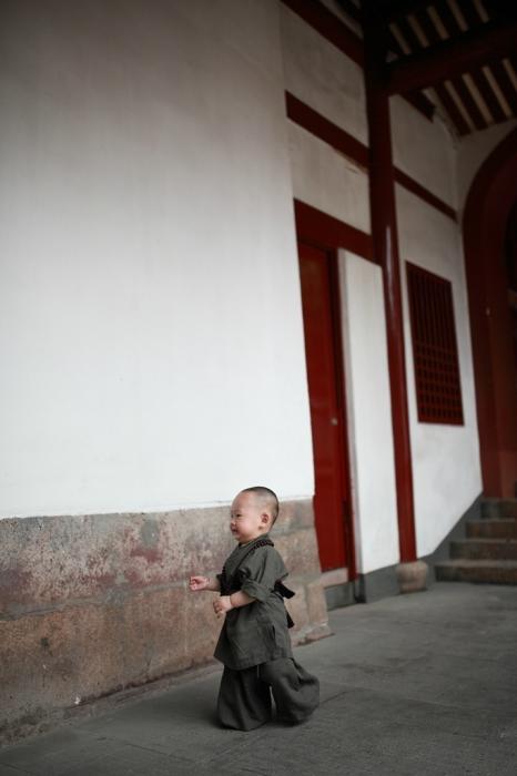 Xichan Temple's little monk hits the Internet