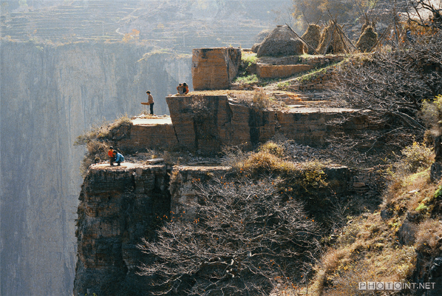 Photos capture village life in the Taihang Mountain