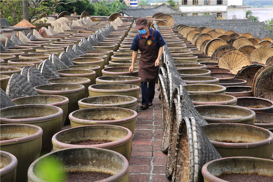 Preserve the legacy of natural fermented soy sauce