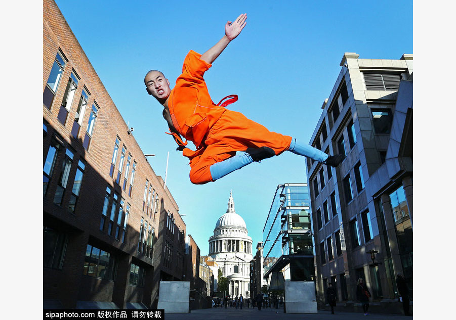 Shaolin monks display kung fu skills in London