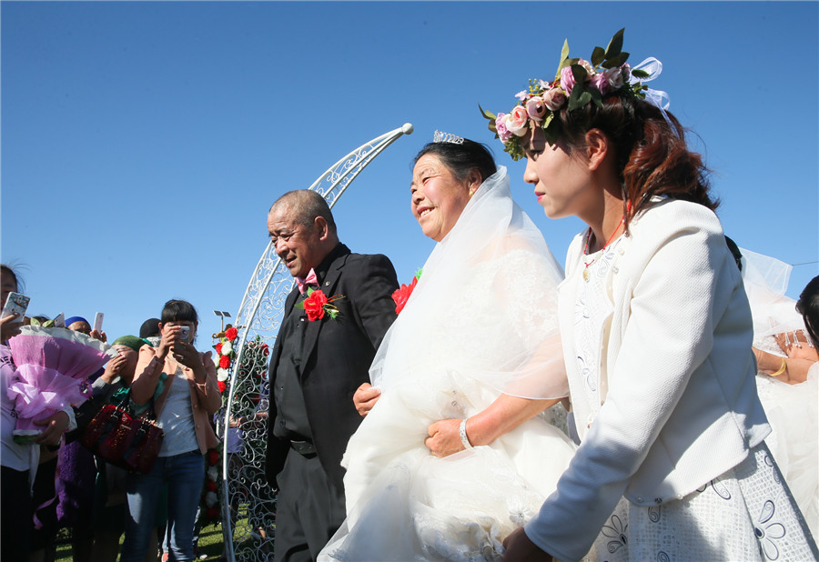 Kazak culture in full bloom in Emin of Xinjiang