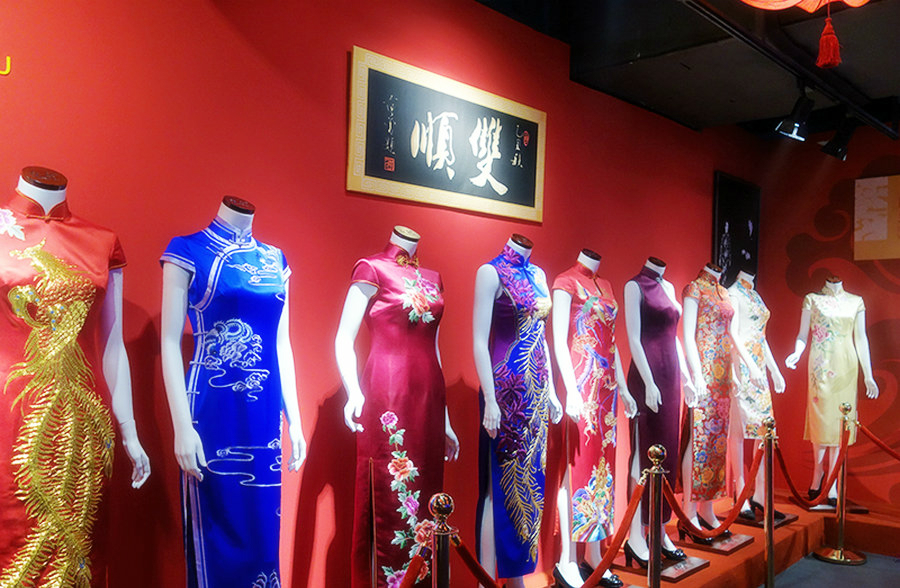 Clothes showcase oriental beauty