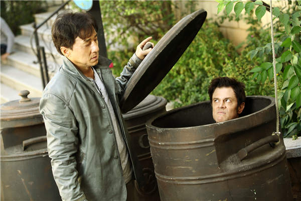 Jackie Chan's <EM>Skiptrace</EM> earns big with old tricks