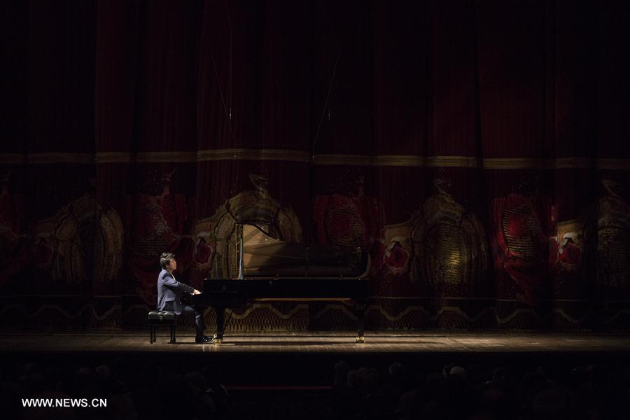 Chinese pianist Lang Lang honored to be back in Argentina