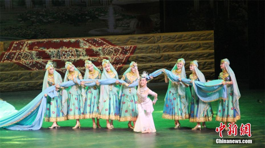 Silk Road themed dance drama debuts in NW China's Gansu