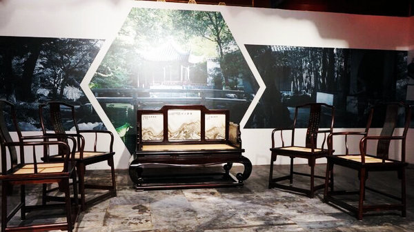 Jiangnan style: Suzhou displays its traditional handicrafts in Beijing