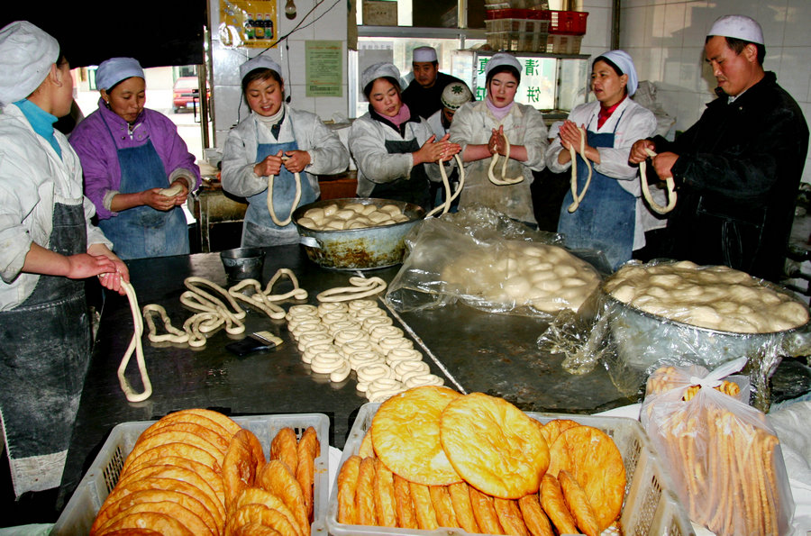 A bite of Islam: Delicacies in photos