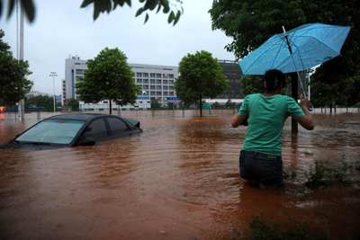 暴雨突襲長沙 部分路段被淹(圖)