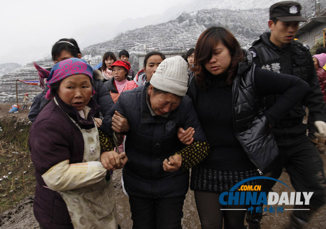 云南鎮雄縣山體滑坡已造成42人遇難