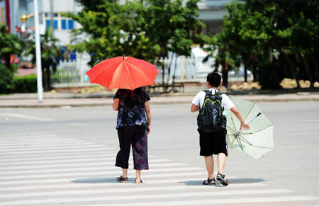 河南信陽(yáng)市發(fā)布高溫橙色預(yù)警