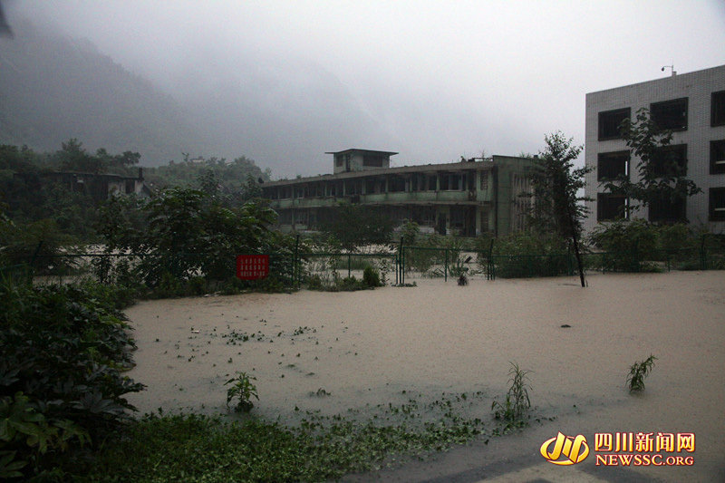 北川老縣城地震遺址遭50年來最強洪水