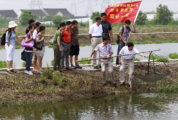 夏季行動”助力水產養殖增產增收