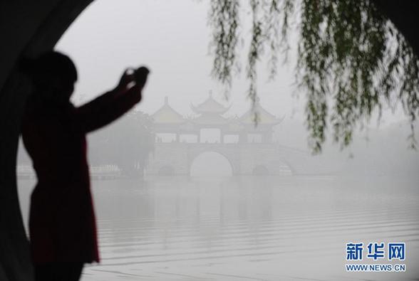 我國中東部地區持續大霧天氣