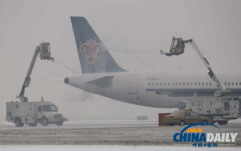 北京首都機場全力確保雪天正常運行