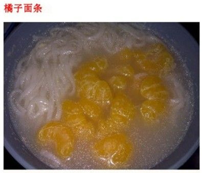 韭菜月餅打敗五仁月餅“走紅”中秋節(jié) 網(wǎng)友：暗黑料理出新品