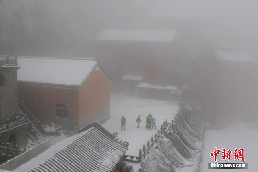 全國多地迎來2014年第一場降雪