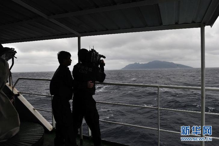 中國記者進釣魚島3海里海域拍攝島嶼全貌（組圖）