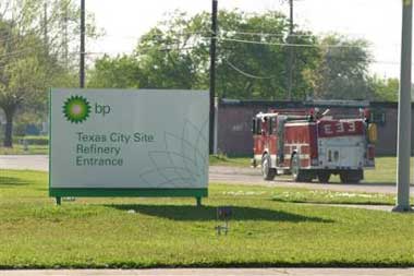 A Texas city fire truck leaves a BP Oil Refinery in Texas City Wednesday March 23, 2005 after an explosion which injured at least 14 people. [AP]