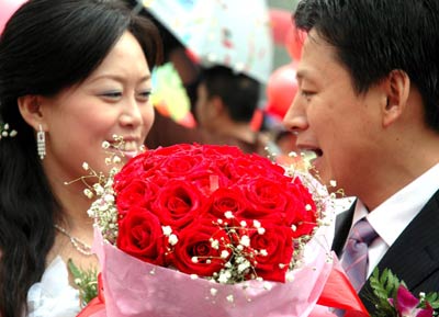 Green group wedding ceremony in Shijiazhuang