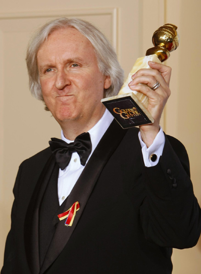 James Cameron pose with his award best motion picture for 