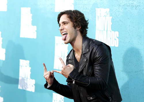 Celebrities attend 2012 MTV Movie Awards in Los Angeles