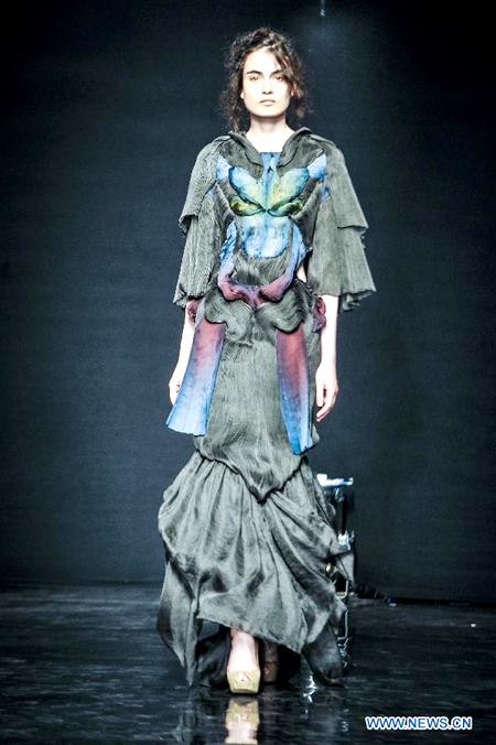 Paris Fashion Week: designer Yin Yiqing's creations