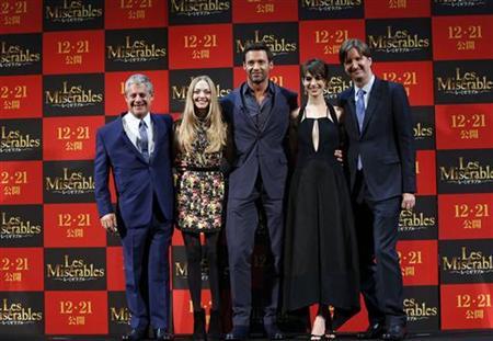 'Les Miserables' soundtrack tops Billboard album chart