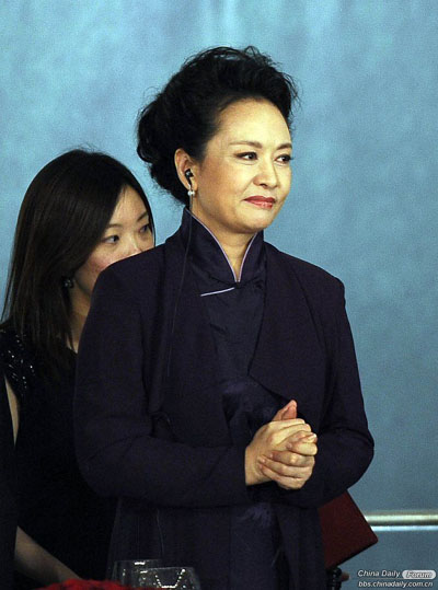 China's first lady shines on LatAm trip