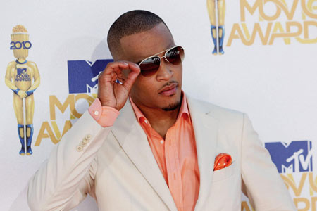 T.I. attends the 2010 MTV Movie Awards