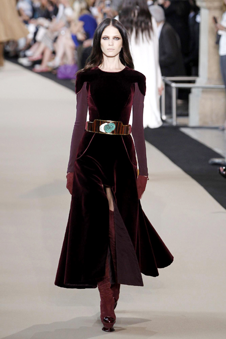 Fan Bingbing on T-platform in Paris