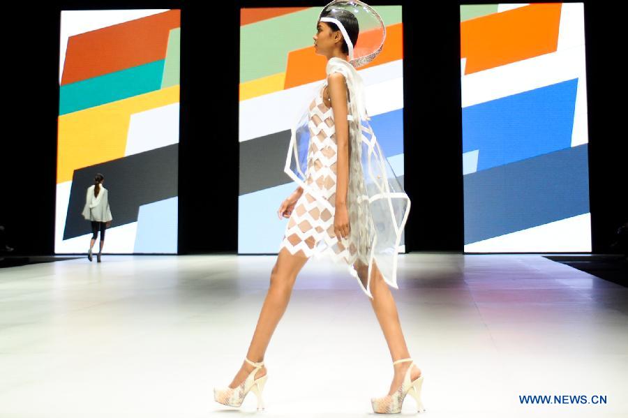 Highlights of Indonesia Fashion Week 2014