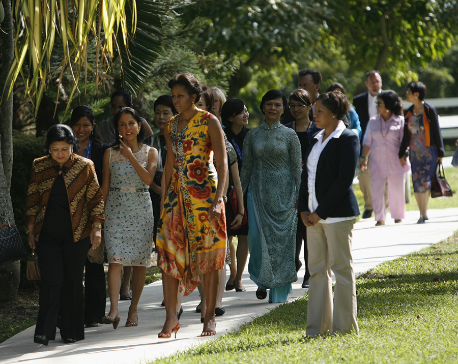 Fashions of the first ladies