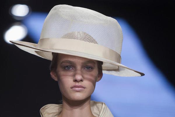 Donna Karan Spring/Summer 2015 collection