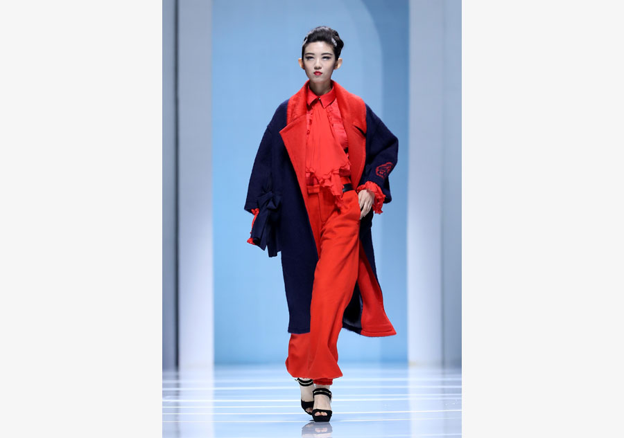 Highlights of Zhongyuan Int'l Fashion Week in China