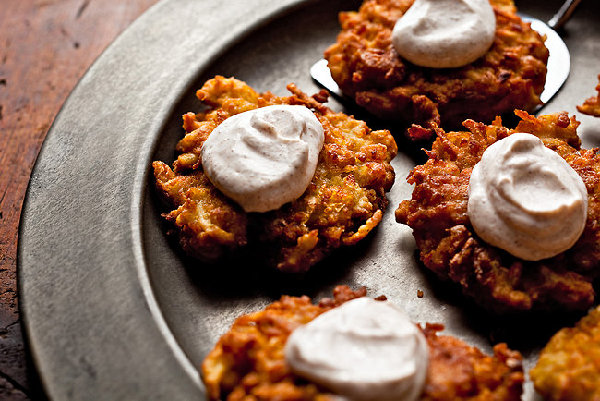 Apple-potato latkes with cinnamon sour cream